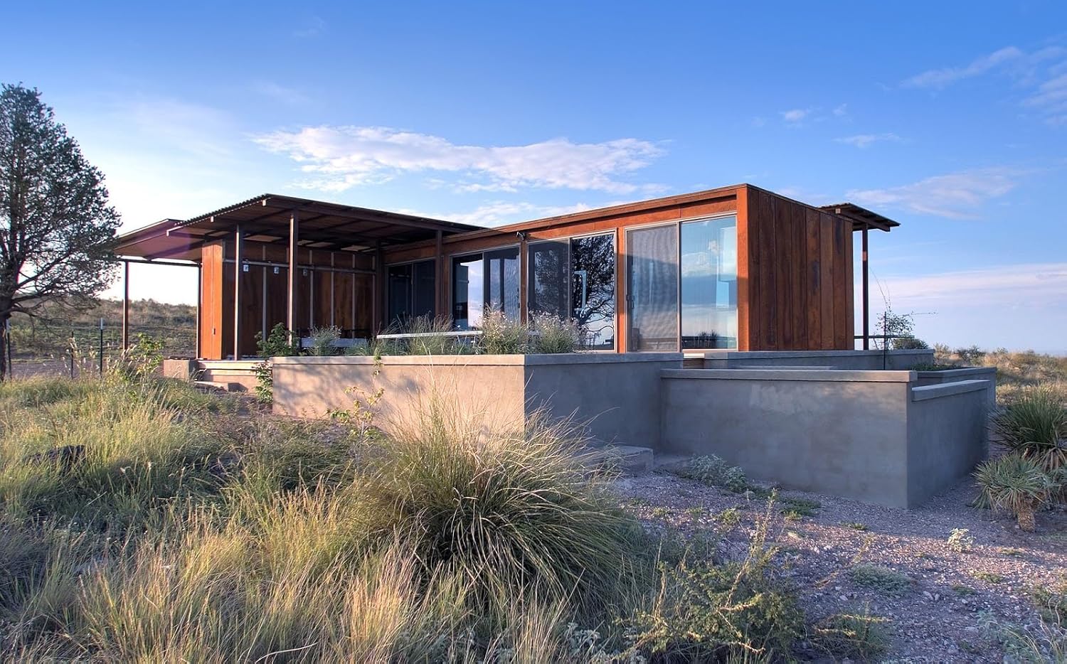 buy modular container cafe kiosk,should I buy a modular container shop,prefabricated steel cafe kiosk vs traditional build,modular container cafe pros and cons,best commercial container building for sale,modular shipping container kiosk worth buying performance testing and real-world results