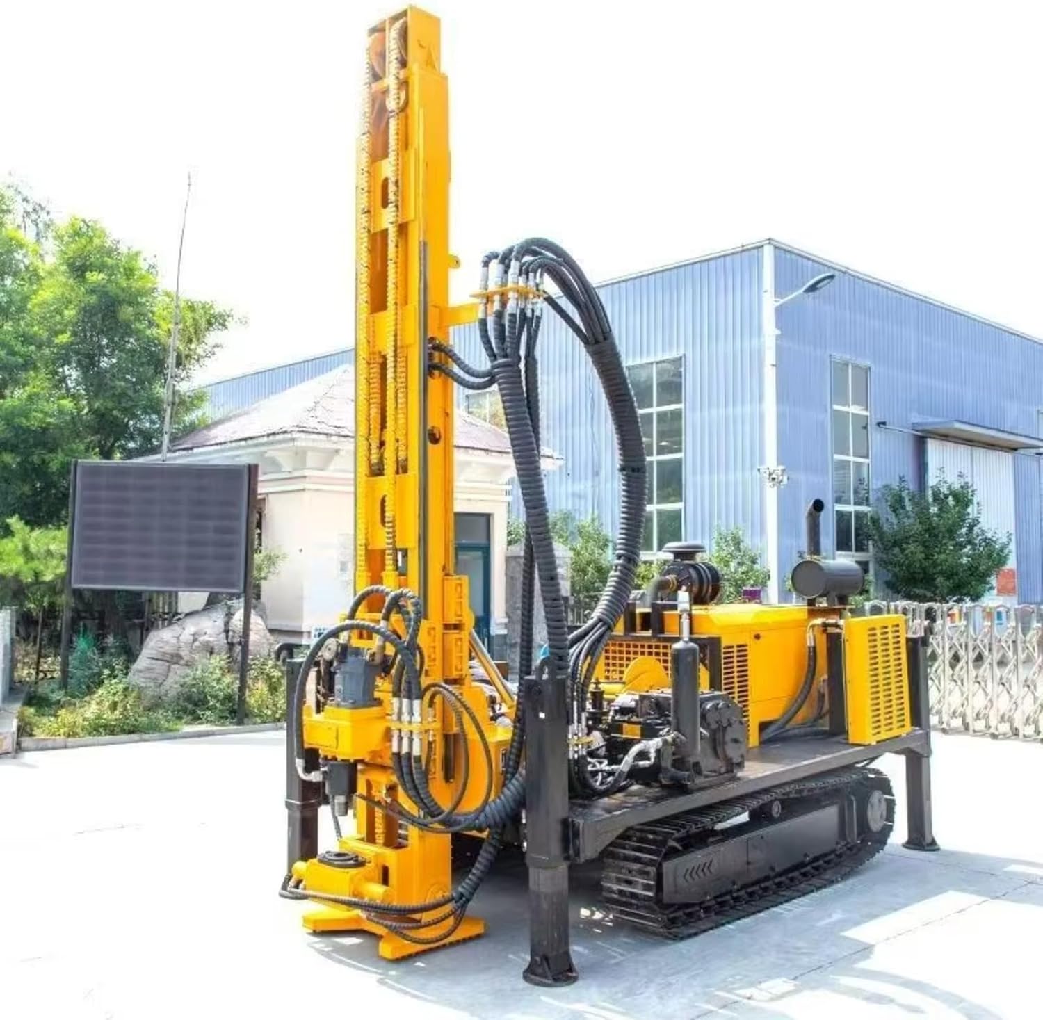 hydraulic borehole drilling rig review,crawler well drilling machine worth it,portable groundwater drilling rig pros cons,tracked water well drill vs alternatives,should I buy a hydraulic deep drilling rig,best off-grid water supply drilling equipment - detailed features and technical specifications