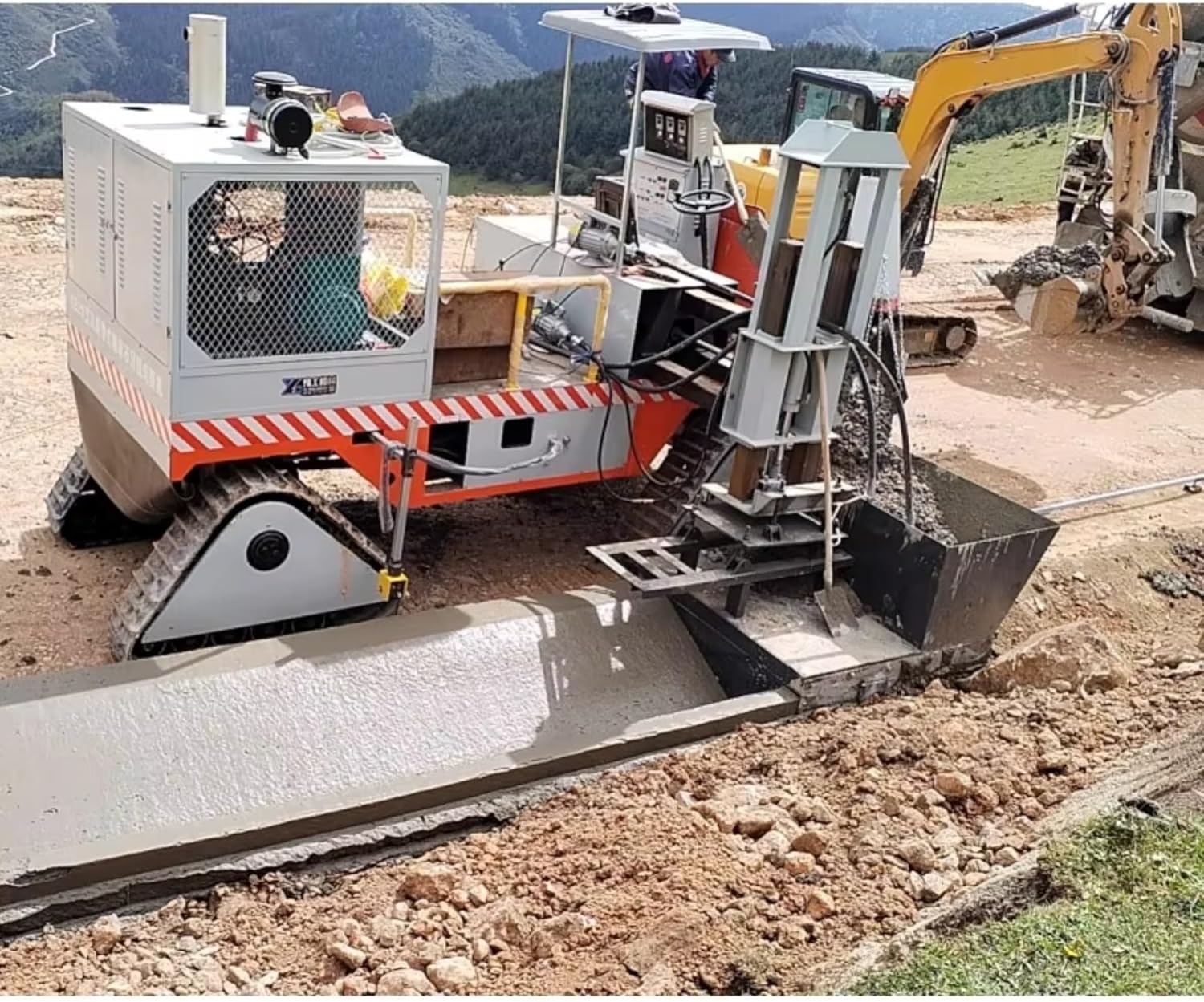 tracked concrete curb slipform machine, curb and gutter paver, slipform curb machine pros cons, hydraulic tracked curb equipment review, should I buy a slipform curb machine, best concrete curb paving equipment performance testing and real-world results